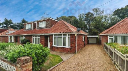 4 bedroom Semi-detached bungalow for sale in Woodland Drive, Norwich, NR6