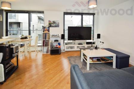 1 bedroom Flat for sale in Robinson Bank, Norwich, NR1