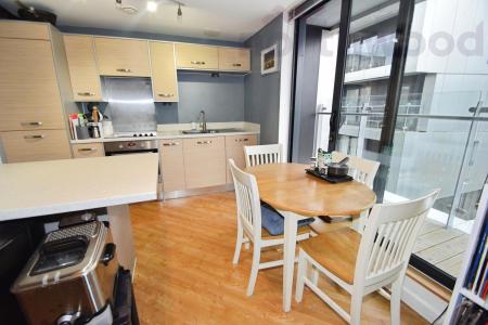 1 bedroom Flat for sale in Robinson Bank, Norwich, NR1