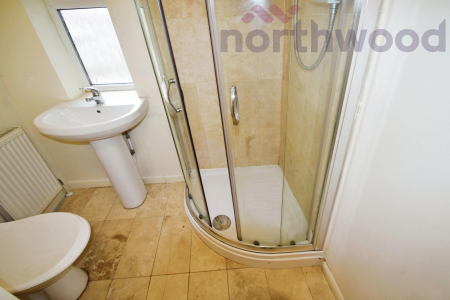 4 bedroom Semi-detached house to let in Beverley Road STUDENT, Norwich, NR5