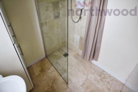 4 bedroom Semi-detached house to let in Beverley Road STUDENT, Norwich, NR5