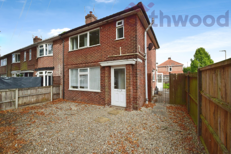4 bedroom Semi-detached house to let in Beverley Road STUDENT, Norwich, NR5