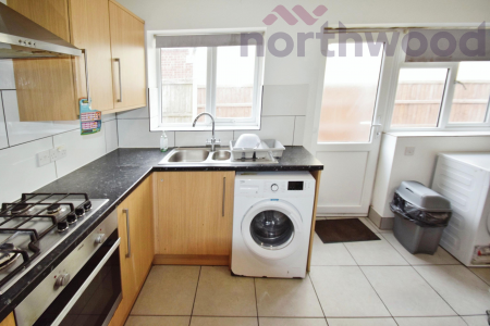 5 bedroom Bungalow to let in Earlham Green Lane STUDENT, Norwich, NR5