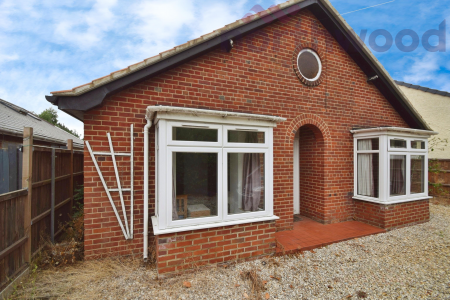 5 bedroom Bungalow to let in Earlham Green Lane STUDENT, Norwich, NR5