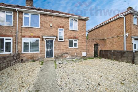 4 bedroom Semi-detached house to let in Beverley Road STUDENT, Norwich, NR5