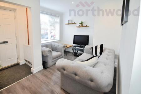 4 bedroom Semi-detached house to let in Beverley Road STUDENT, Norwich, NR5