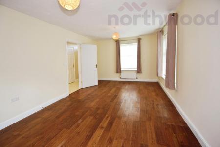 4 bedroom Detached house to let in Caddow Road, Norwich, NR5