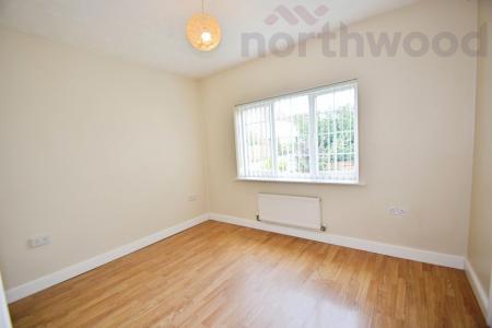4 bedroom Detached house to let in Caddow Road, Norwich, NR5