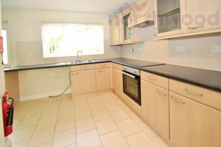 4 bedroom Detached house to let in Caddow Road, Norwich, NR5