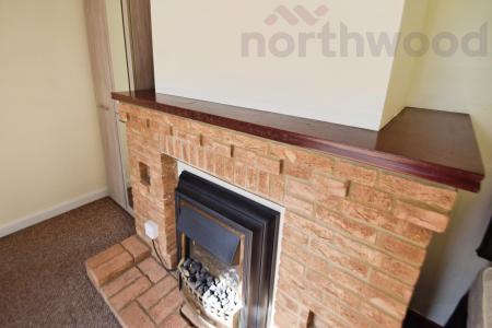 3 bedroom Semi-detached house to let in St Mildreds Road