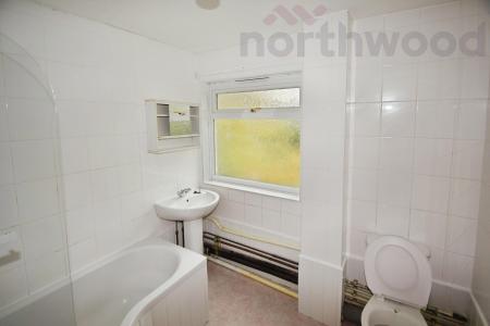 3 bedroom End of terrace house to let in Goodhale Road, Norwich, NR5