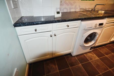 2 bedroom Flat to let in The Waterside, Lower Hellesdon, Norwich, NR6