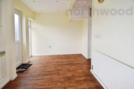 3 bedroom Semi-detached house to let in Boundary Road, Norwich, NR6