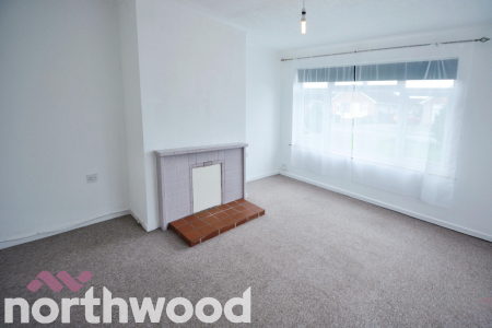 2 bedroom Bungalow to let in Manor Park Gardens, Long Stratton, NR15