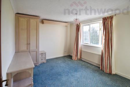 4 bedroom Detached house to let in Hackford Road, Wicklewood, NR18