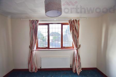 4 bedroom Detached house to let in Hackford Road, Wicklewood, NR18