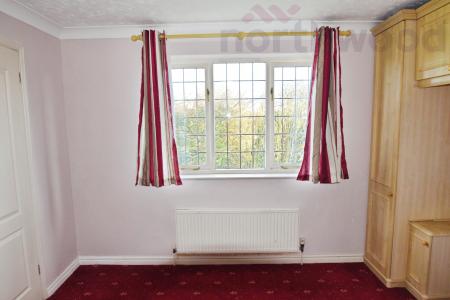 4 bedroom Detached house to let in Hackford Road, Wicklewood, NR18