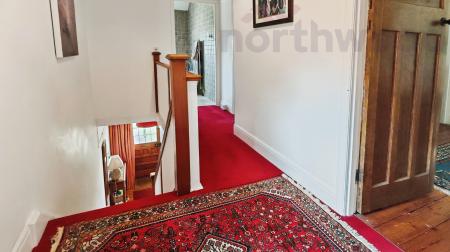 4 bedroom Semi-detached house for sale in Myrtle Avenue, Costessey, Norwich, NR8