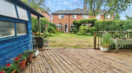 4 bedroom Semi-detached house for sale in Myrtle Avenue, Costessey, Norwich, NR8