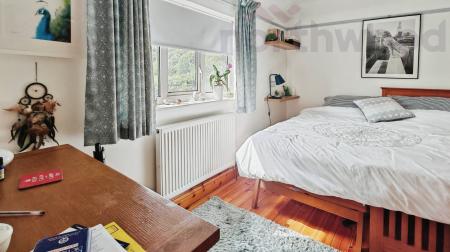 4 bedroom Semi-detached house for sale in Myrtle Avenue, Costessey, Norwich, NR8