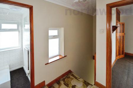 1 bedroom Maisonette to let in Cromwell Road, Sprowston, NR7