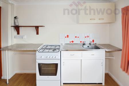 1 bedroom Maisonette to let in Cromwell Road, Sprowston, NR7