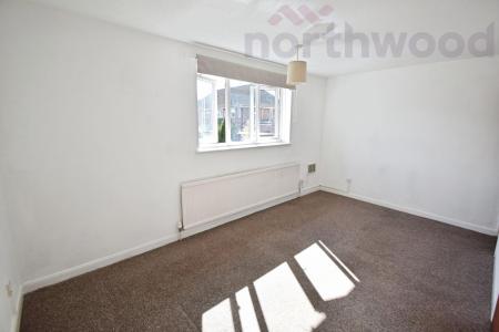 1 bedroom Flat to let in Malbrook Road, Norwich, NR5