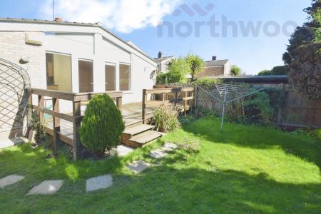 3 bedroom Bungalow to let in Garrick Green, Old Catton, NR6