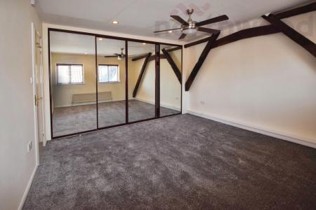 2 bedroom Flat to let in Calvert Street, Norwich, NR3