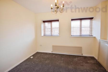 2 bedroom Flat to let in Calvert Street, Norwich, NR3