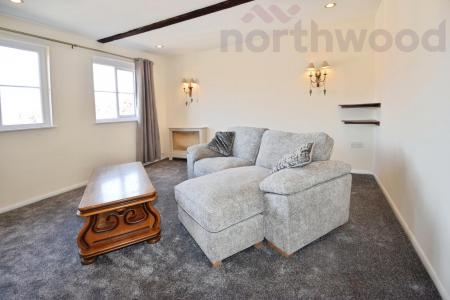 2 bedroom Flat to let in Calvert Street, Norwich, NR3