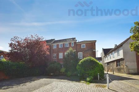 2 bedroom Flat to let in Calvert Street, Norwich, NR3