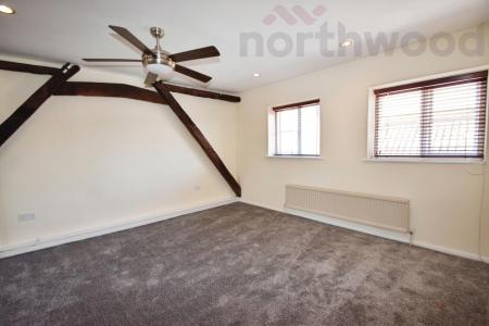 2 bedroom Flat to let in Calvert Street, Norwich, NR3