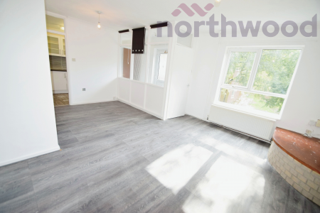 2 bedroom Flat to let in Bowers Avenue, Norwich, NR3