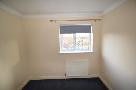 3 bedroom Semi-detached house to let in Buttercup Way Threescore, Norwich, NR5