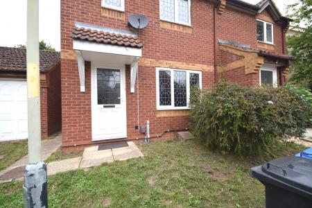 3 bedroom Semi-detached house to let in Buttercup Way, Norwich, NR5