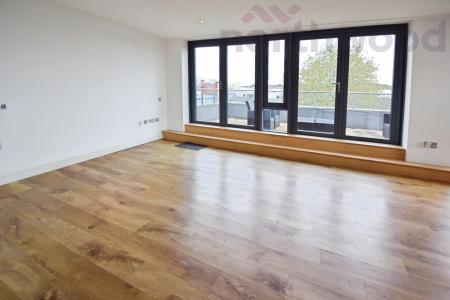 2 bedroom Penthouse to let in Granary View, Paper Mill Yard