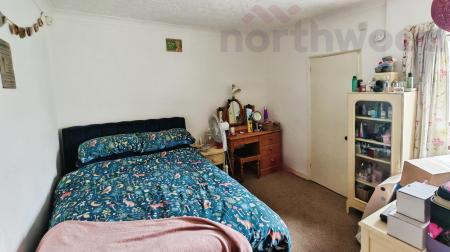 2 bedroom Terraced House for sale in Bull Close Road, Norwich, NR3