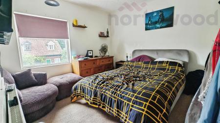 2 bedroom Terraced House for sale in Bull Close Road, Norwich, NR3