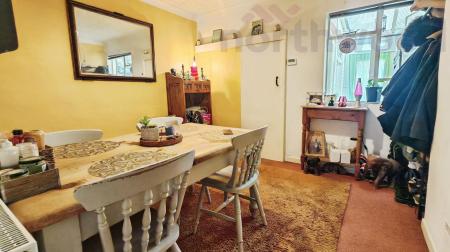 2 bedroom Terraced House for sale in Bull Close Road, Norwich, NR3