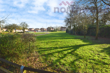 2 bedroom Terraced House for sale in Elizabeth Close, Attleborough, NR17