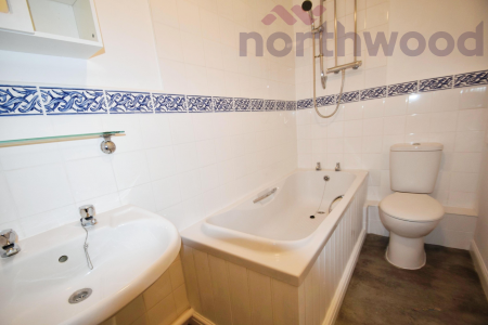 2 bedroom Terraced House for sale in Elizabeth Close, Attleborough, NR17