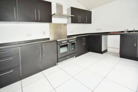 3 bedroom Barn Conversion to let in Watton Road, Colney, NR4