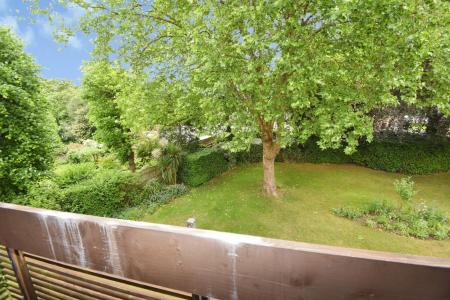 2 bedroom Flat to let in Cairns Court, Norwich