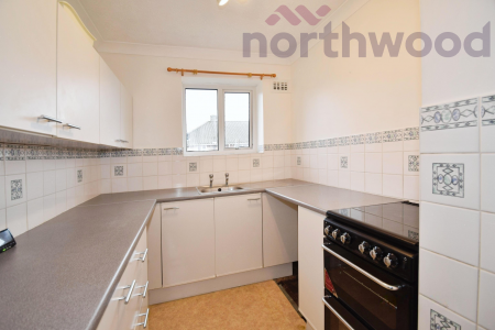 2 bedroom Maisonette to let in Barnesdale Road, Tuckswood, Norwich, NR4