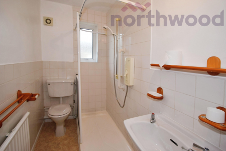 2 bedroom Maisonette to let in Barnesdale Road, Tuckswood, Norwich, NR4