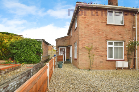 2 bedroom Maisonette to let in Barnesdale Road, Tuckswood, Norwich, NR4