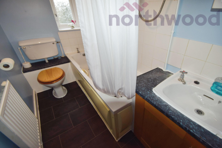 2 bedroom Flat to let in Wakefield Road, Norwich, NR5