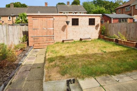 3 bedroom Semi-detached house to let in Sycamore Crescent, Norwich, NR2
