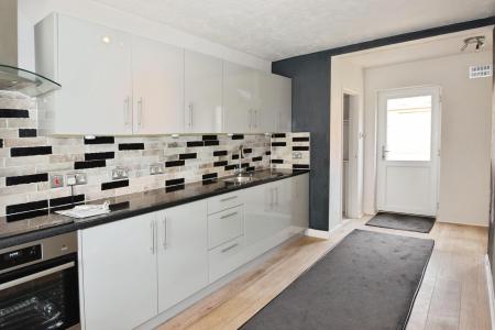 3 bedroom Semi-detached house to let in Sycamore Crescent, Norwich, NR2